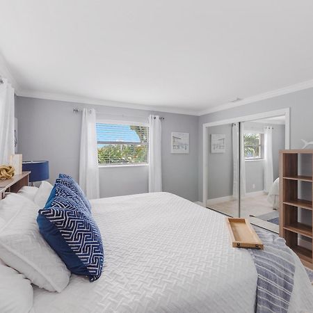 Bright And Sunny 2Br !!Close To Peanut Island!! ريفييرا بيتش المظهر الخارجي الصورة