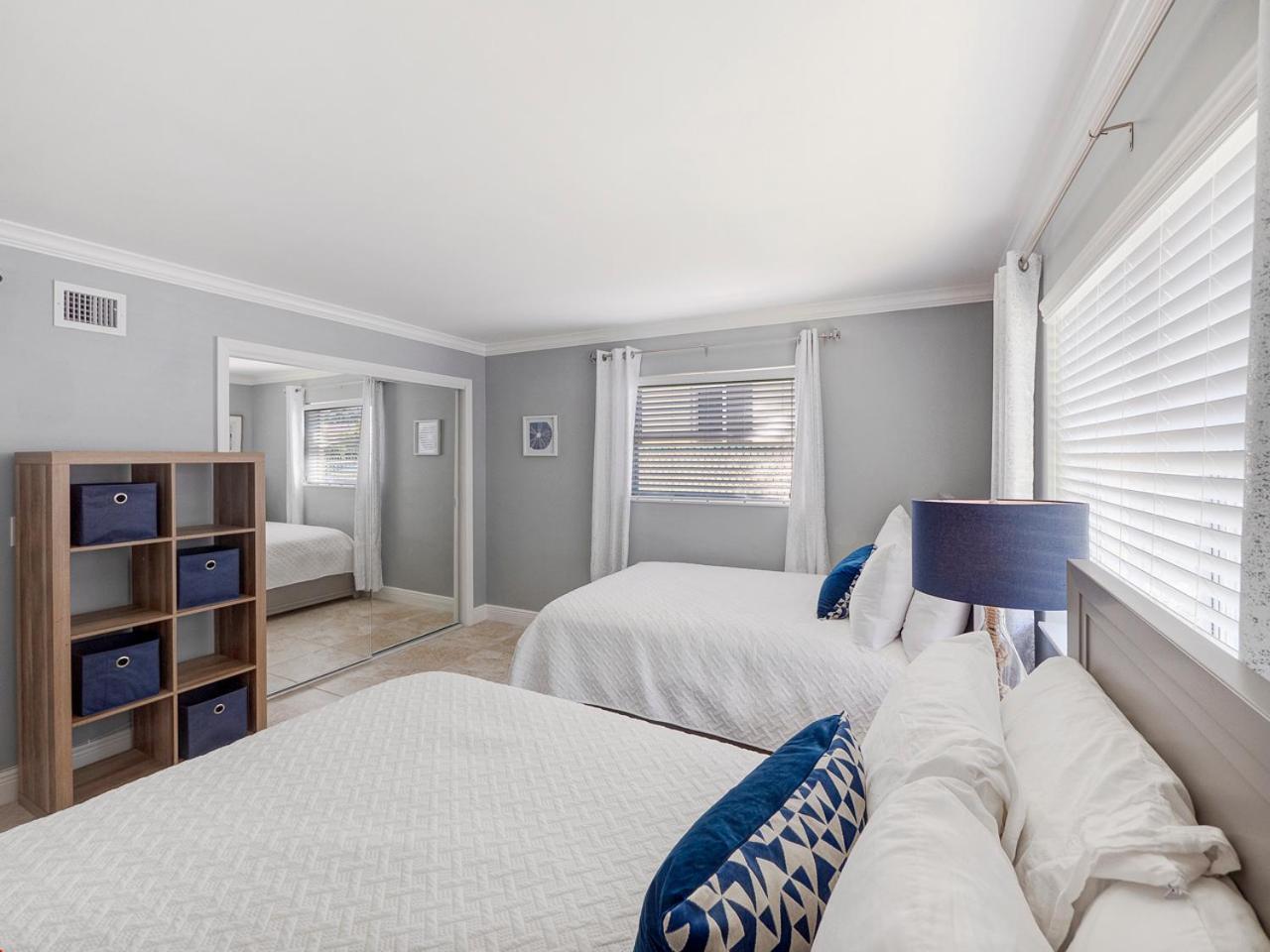 Bright And Sunny 2Br !!Close To Peanut Island!! ريفييرا بيتش المظهر الخارجي الصورة